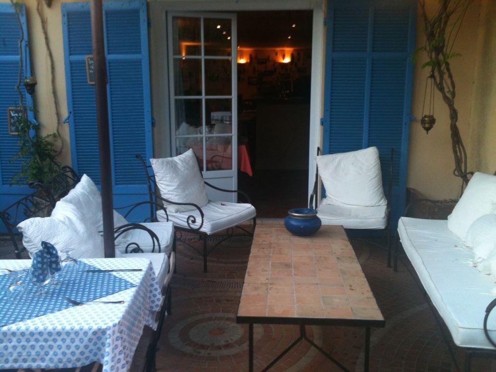 Auberge Des Glycines Porquerolles Bagian luar foto