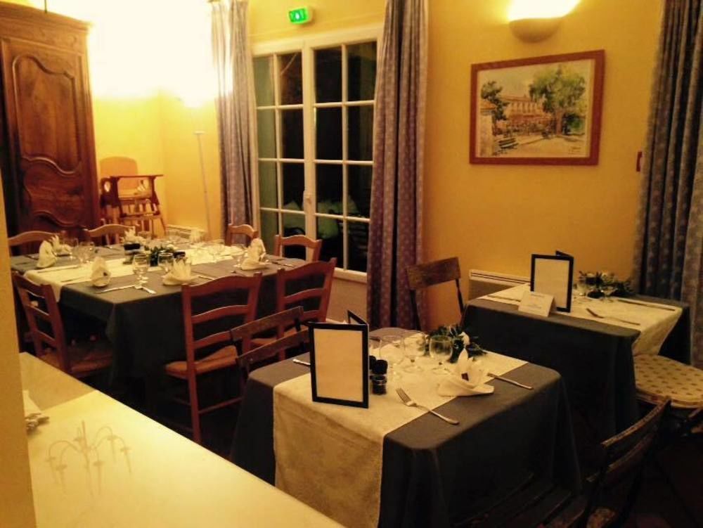 Auberge Des Glycines Porquerolles Bagian luar foto